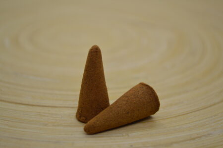 Wierook kegels - Sandelhout